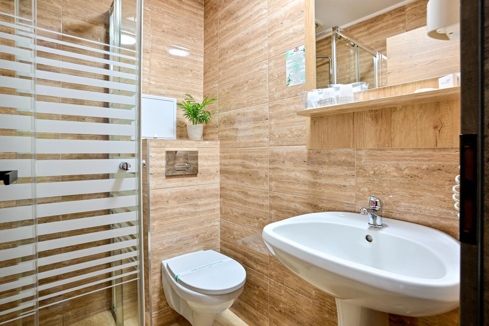 Hotel Class Hermannstadt Екстер'єр фото